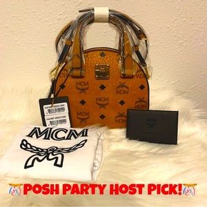 MCM Signature Diamond Logo Mini🎊